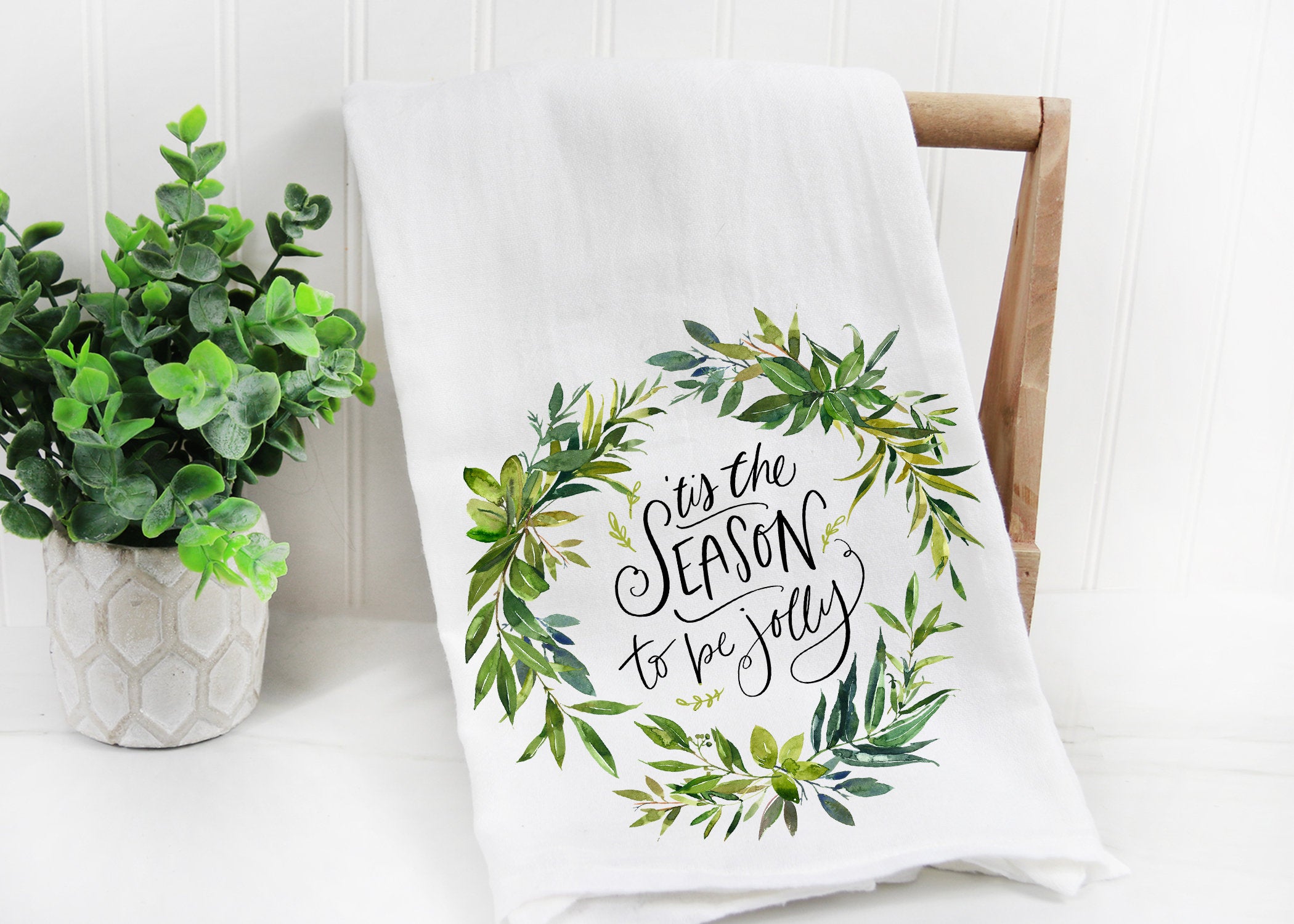 Christmas Tea Towel, Holiday Kitchen Towel, Christmas Kitchen Towel, Holiday Dish Towels, Hanging Kitchen Towels, Hand Towel